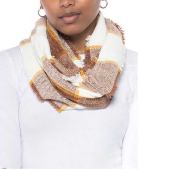 Charter Club Woven Chenille Loop Scarf, Brand New with tags🧣 - Picture 2 of 5